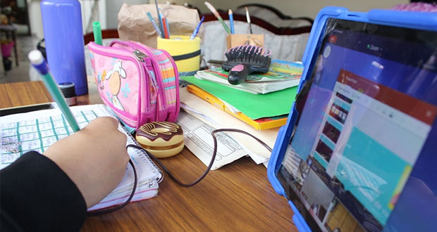 Nuevamente, asumiremos papel de maestros con clases a distancia: mamás