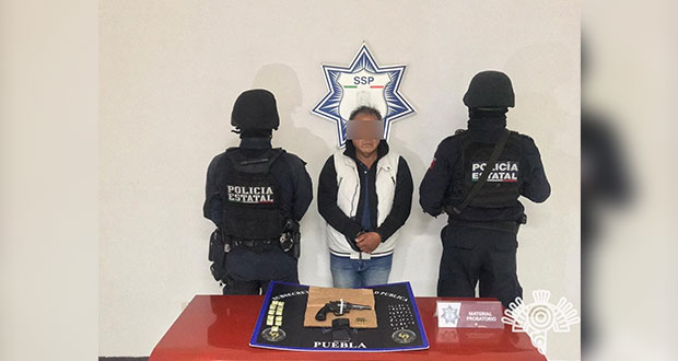 Detienen armado al “Sapo”, presunto sicario en Lomas de San Miguel