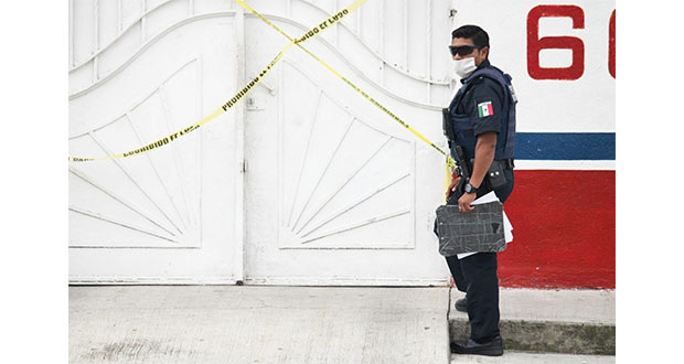 Hallan a dos asesinados dentro de ferretería en la Prolongación Reforma