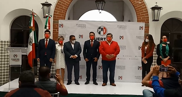 Camarilla toma protesta a Jonathan Collantes como militante del PRI