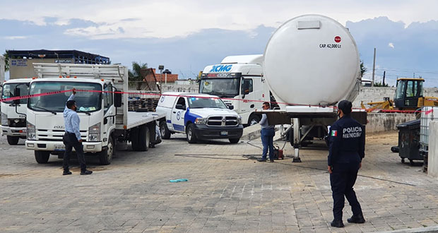 San Andrés Cholula clausura agencia de camiones tras explosión