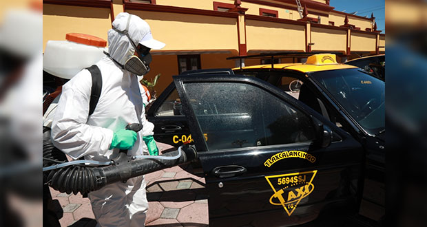 Comuna de San Andrés Cholua da 200 despensas y sanitiza 254 taxis
