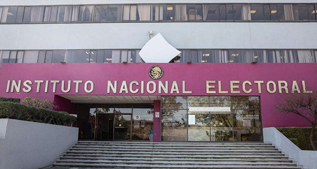 INE modifica bases de elección en Morena; encuesta, 2 al 8 de octubre