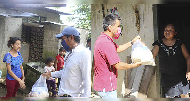 Comuna antorchista de Huitzilan entrega despensas a familiar