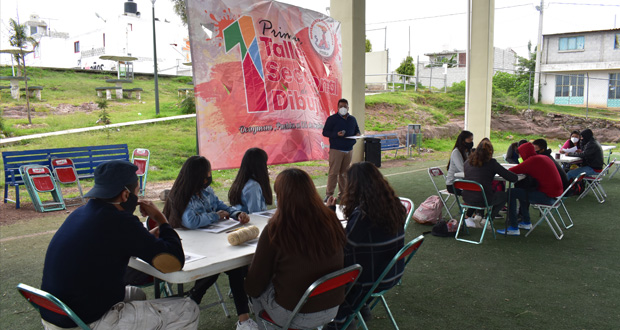 Antorcha realiza taller de pintura en Ocoyucan