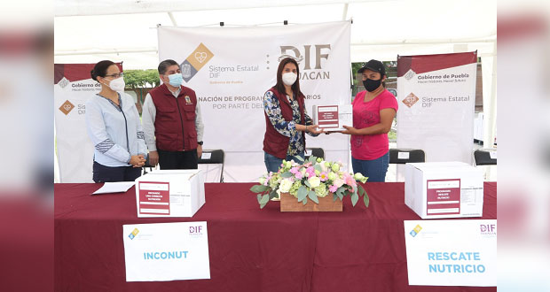 DIF estatal reparte despensas en Tehuacán