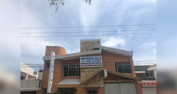 Suspenden por tres meses a notario auxiliar de Tehuacán por dilatar trámites