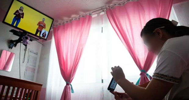 Para Aprende en Casa II en secundaria, alumnos prefieren consultar en línea