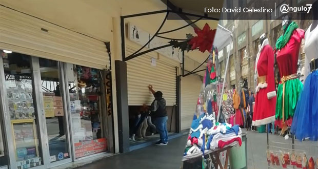 Pese a decreto, plazas de Puebla registran afluencia y locales abiertos