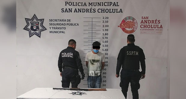 En San Andrés Cholula, detienen a hombre que portaba arma
