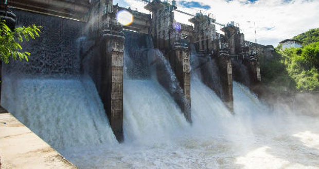 Generación de hidroeléctricas de CFE subirá del 3 al 20% en 2023