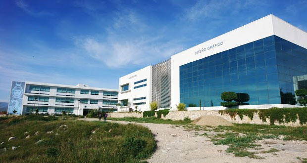 Busca reelección en BUAP, pese a violar normas e impartir en dos escuelas