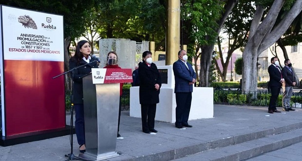 Se acabaron los excesos, dice Rivera en conmemoración de constitución 