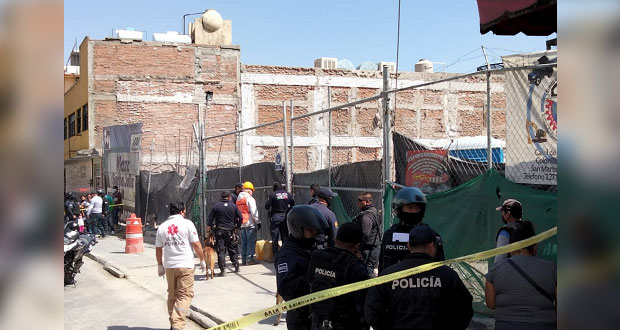 Al menos 3 muertos tras derrumbe de obra en San Martín Texmelucan