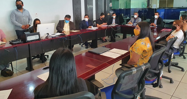 Apoyarán a 306 egresados normalistas en Puebla para obtener su título