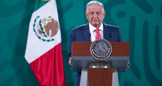 Atentado a la democracia, retiro de candidatura a Salgado: AMLO