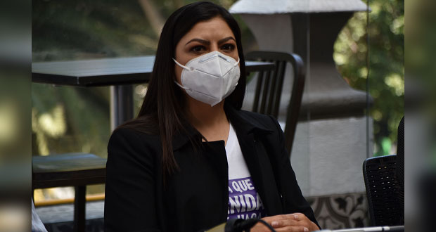 Claudia Rivera ve campaña negra en su contra; asegura encabezar preferencia