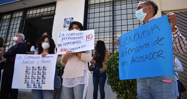 Genoveva “agandalla” candidaturas en el PAN, acusan militantes