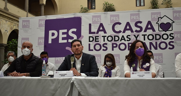 Médico Alfredo Victoria será candidato del PES a la alcaldía de Puebla
