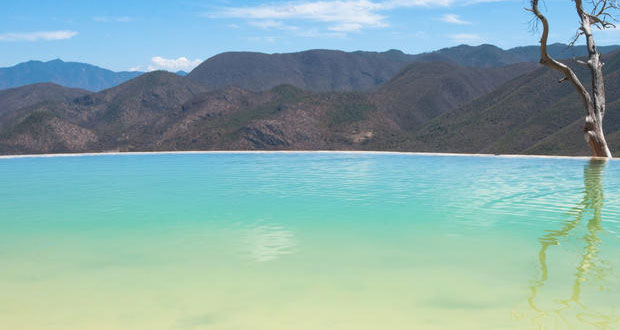 Por conflictos agrarios, cierran acceso a turistas a Hierve el Agua