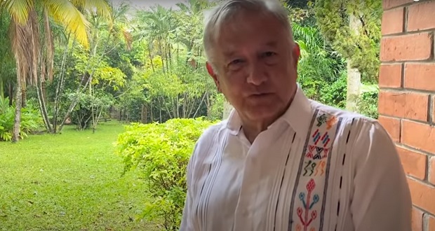 Valla en Palacio Nacional, por precaución ante infiltrados en 8M: AMLO