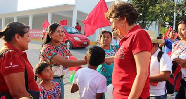 Asaltan a Edith Villa, candidata del PRI a alcaldía de Ahuatempan
