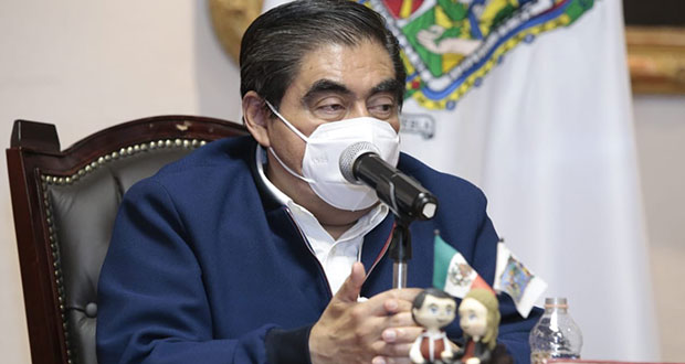 Comuna y Sedatu, sin permiso para obras en zócalo: Barbosa