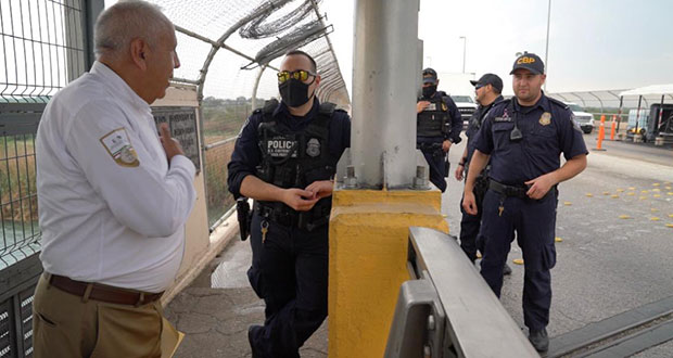 En puente de Acuña, INM aplica acciones para controlar migración