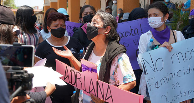 Exigen justicia para Adríana, víctima de feminicidio en Xicotepec