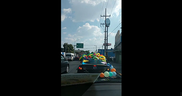 Realizan caravana para pedir educación inicial a niños de Puebla