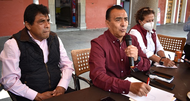 Alejandro Oaxaca acusa a edil de apoyar a Paola Angon en San Pedro 