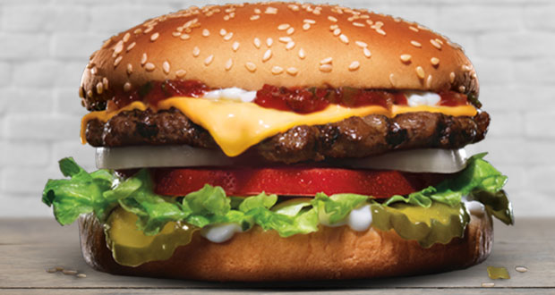 Carls Jr’s tendrá por sexta ocasión hamburguesas en 1 peso