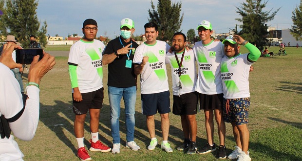 Incentivar el deporte dignificando parques, propone Ruiz Esparza