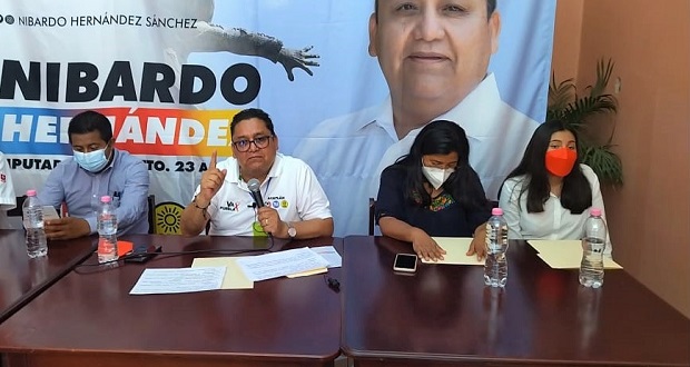 Nibardo Hernández inicia campaña; propone más médicos en Mixteca