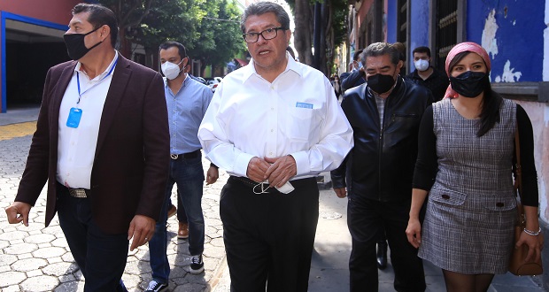 Pugna entre Barbosa y Claudia afecta, señala Monreal y llama a la unidad