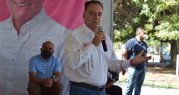 Rivera Santamaría promete mejor alumbrado en Amalucan y el sur