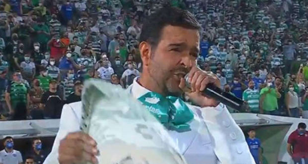 Segob abre caso por error en Himno Nacional durante final de futbol