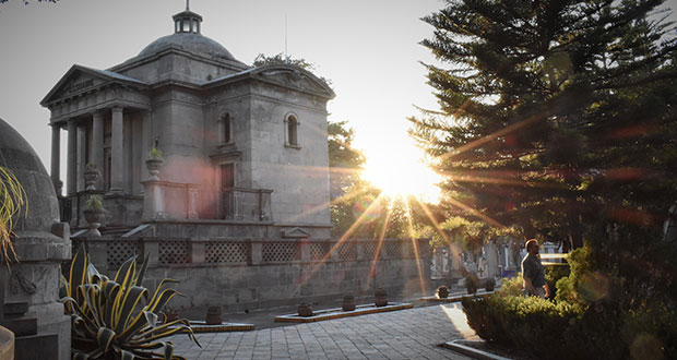 Última morada de acaudalados: Panteón Francés de Puebla