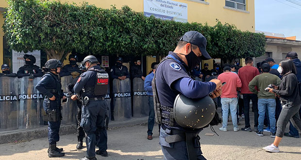 Detienen cómputo electoral en distrito 20 ante inconformidades