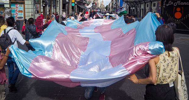 En Puebla, primera caminata “TTTrans”; celebran Ley Agnes