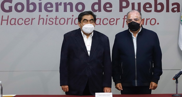 José Luis Márquez, alcalde electo de Zacatlán, se reúne con Barbosa 