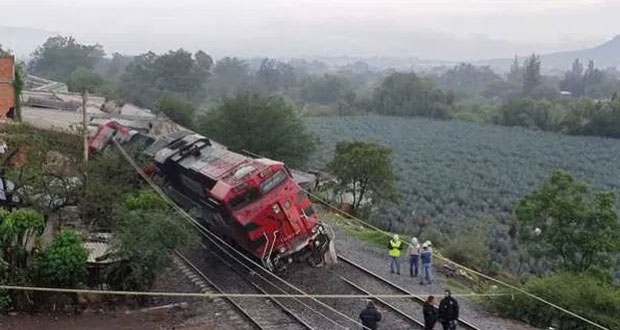 Tren descarrila en Jalisco y deja un muerto; SCT investiga 