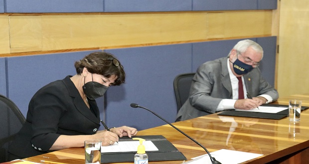 UNAM y SEP integran sistema de información de educación
