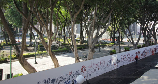 Cancelan obras de la 5 de Mayo del CH; retirarán muro del zócalo