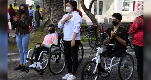 Adaptan bicicletas de vías recreativas para discapacitados  