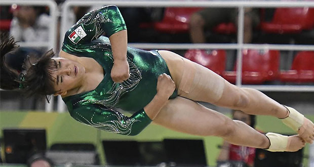Alexa Moreno sale lesionada de la final del mundial de gimnasia