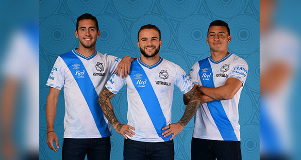 Club Puebla Presenta su nueva playera con homenaje a la Catedral