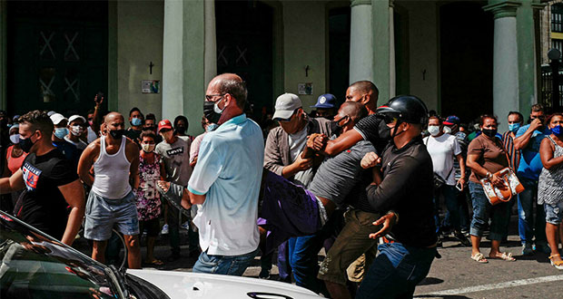 Cuba: protestan en ciudades por alza de precios y falta de libertades