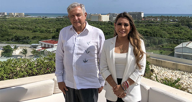 En Guerrero, AMLO ve a Evelyn Salgado; reitera que Salud se muda