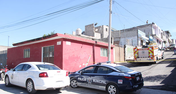 Muere albañil en Xochimehuacán tras electrocutarse; hay otro herido